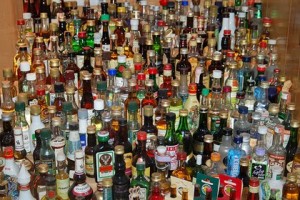 mini-liquor-bottles