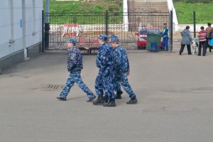 Russian Soldiers in "super effective" blue camouflage